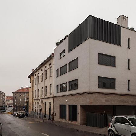 The Base Apartment Zagreb Luaran gambar