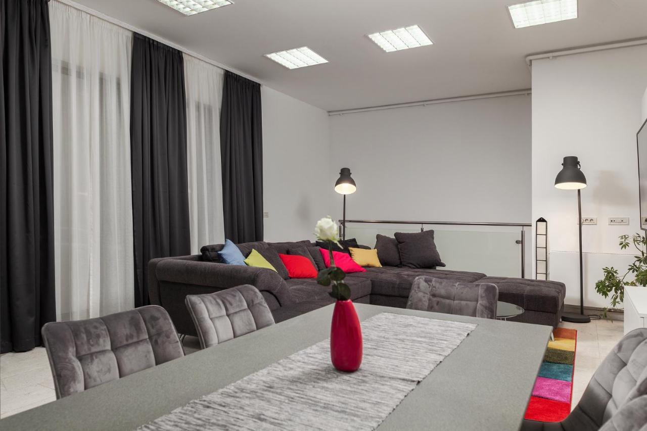 The Base Apartment Zagreb Luaran gambar