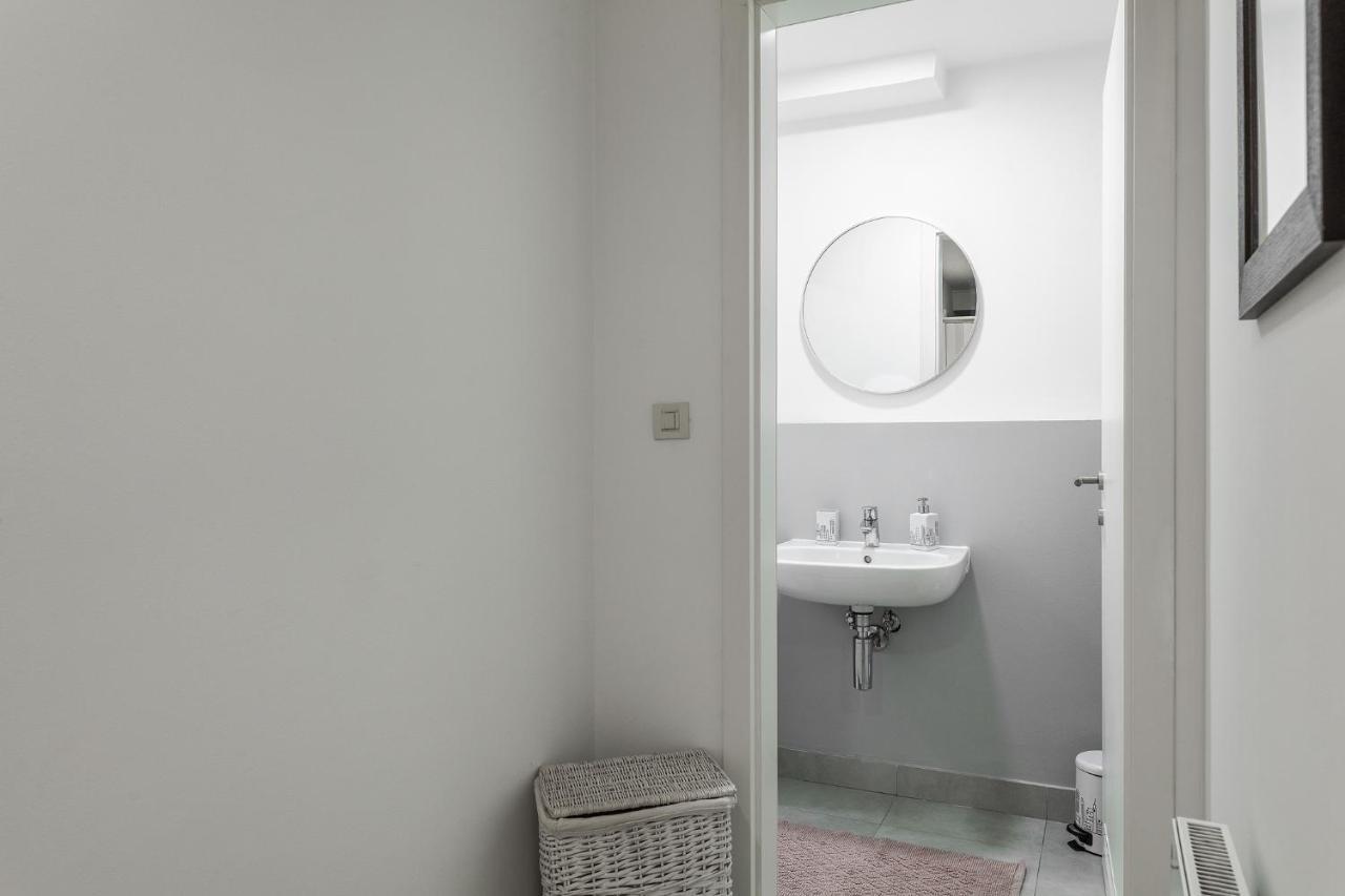 The Base Apartment Zagreb Luaran gambar